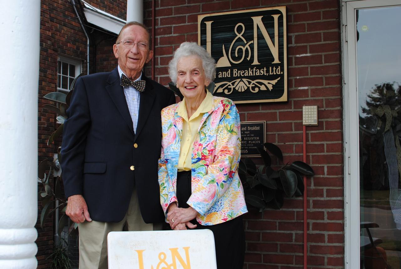 L&N Bed And Breakfast Ltd Henderson Exterior foto