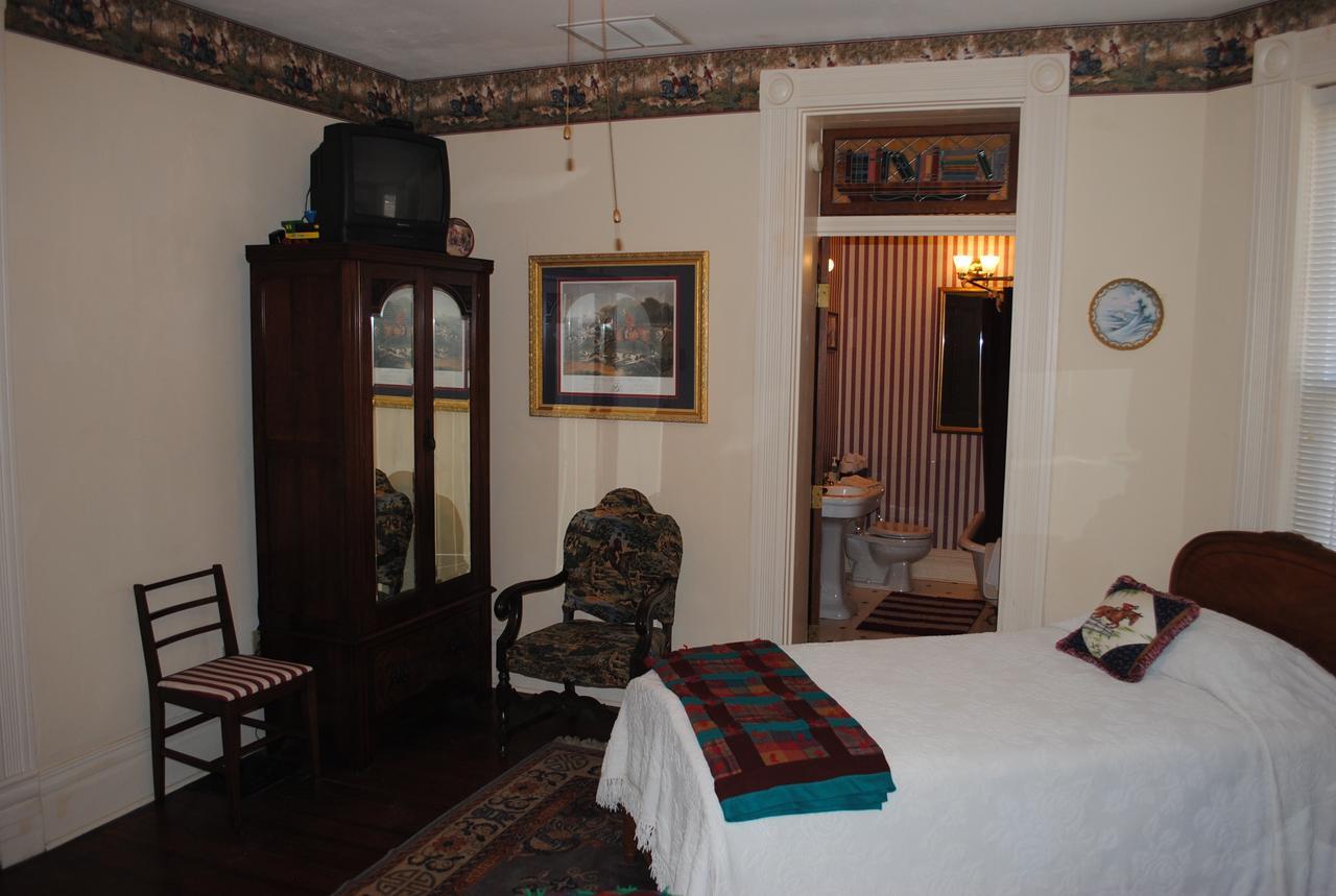 L&N Bed And Breakfast Ltd Henderson Exterior foto