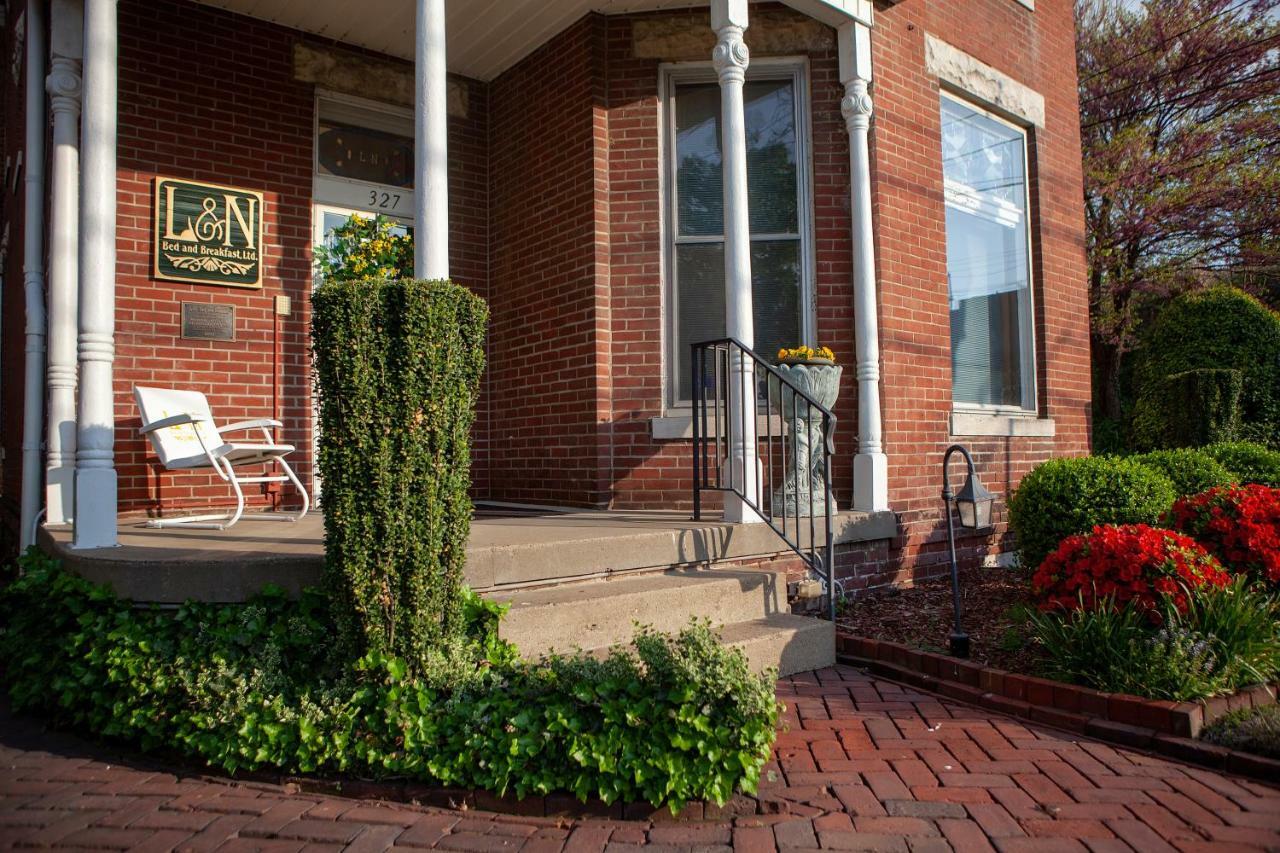 L&N Bed And Breakfast Ltd Henderson Exterior foto